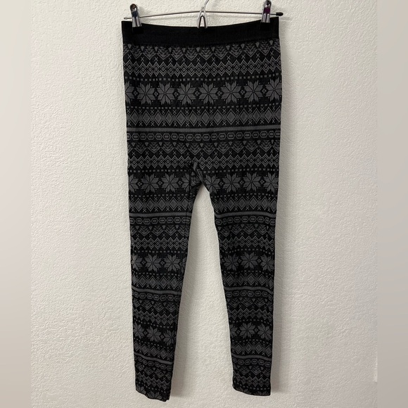 Lane Bryant snowflake leggings size C/D - Picture 2 of 9